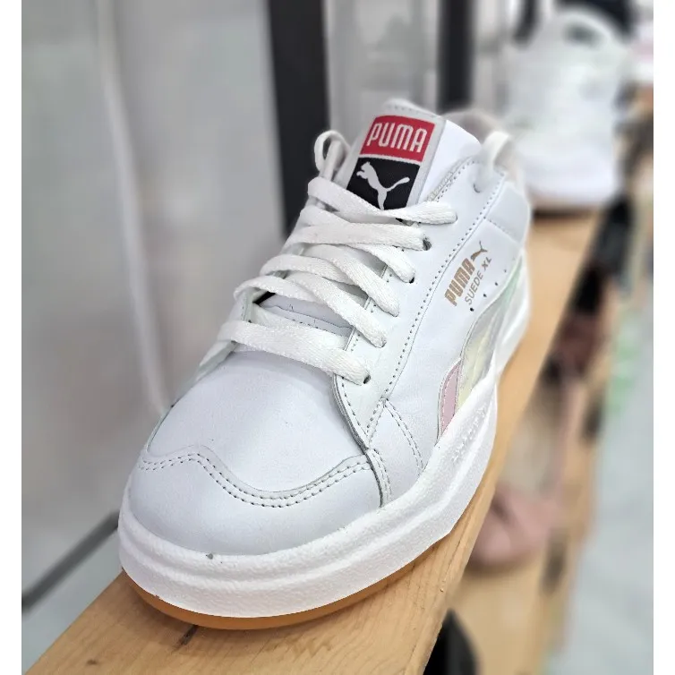 کفش اسپرت زنانه پوما سفید چرم صنعتی زیره عطری سایز 37